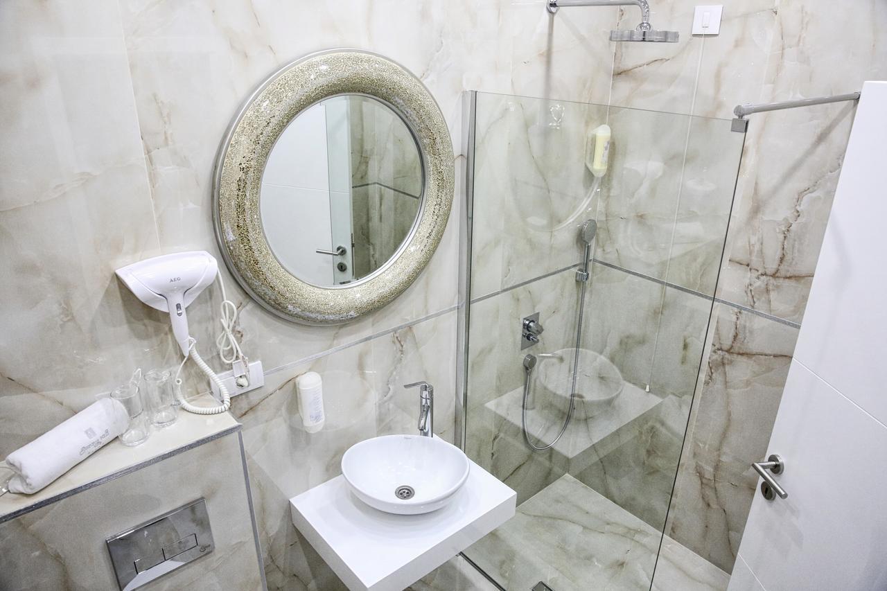 Sunny Hill Garden Bed & Breakfast Stara Pazova Exterior photo